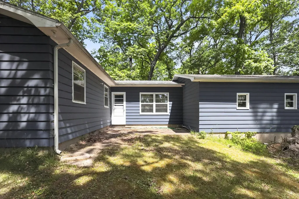 5770 W Us Highway 12 Bertrand Township MI 49107