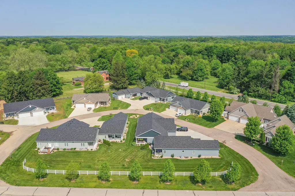 135 Lexington Pointe Drive Niles Township MI 49120
