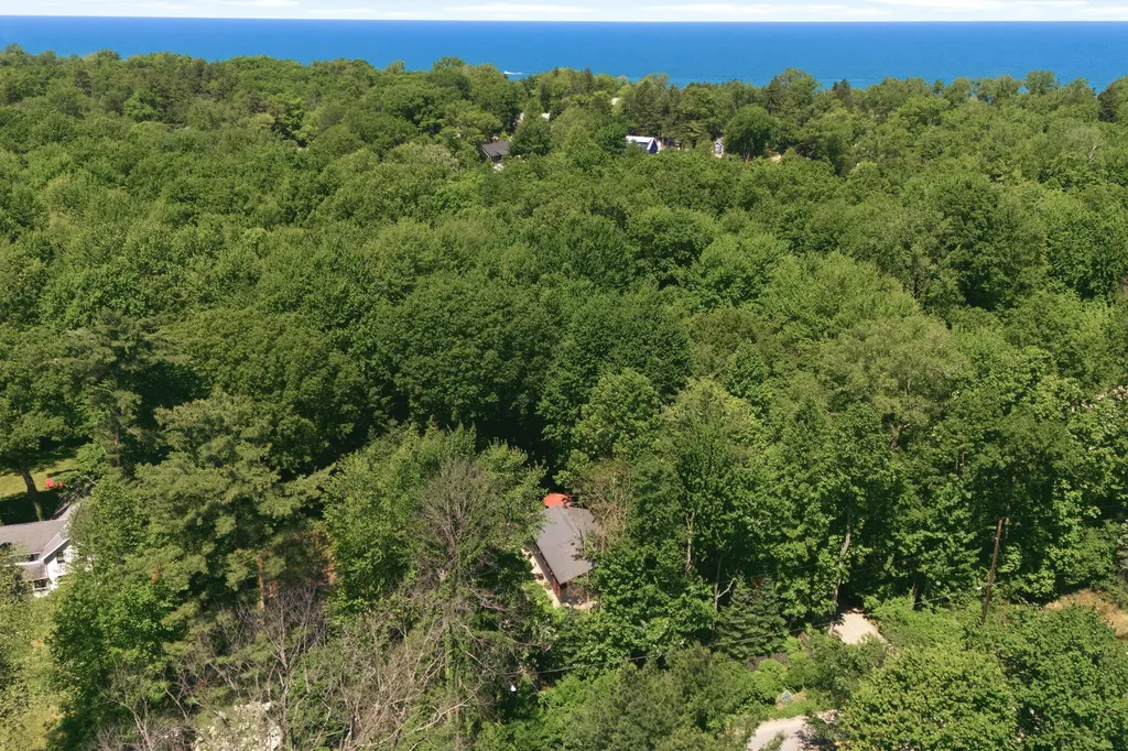 15724 Locke Road Chikaming Township MI 49129