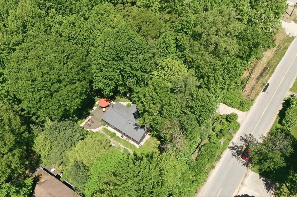 15724 Locke Road Chikaming Township MI 49129
