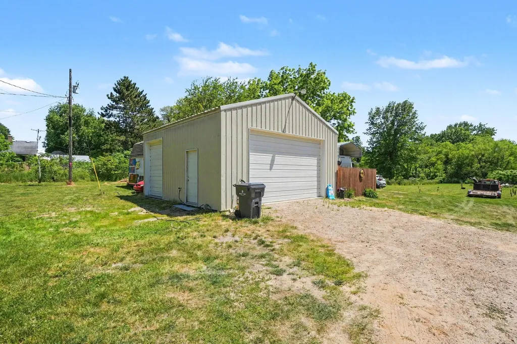 68699 38th Avenue Covert Township MI 49043