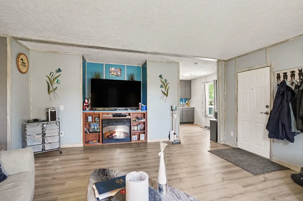 68699 38th Avenue Covert Township MI 49043
