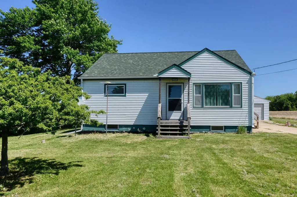 761 W Warren Woods Road Weesaw Township MI 49113