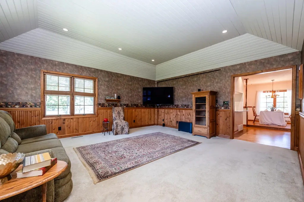 5221 Ridge Road Lincoln Charter Township MI 49127