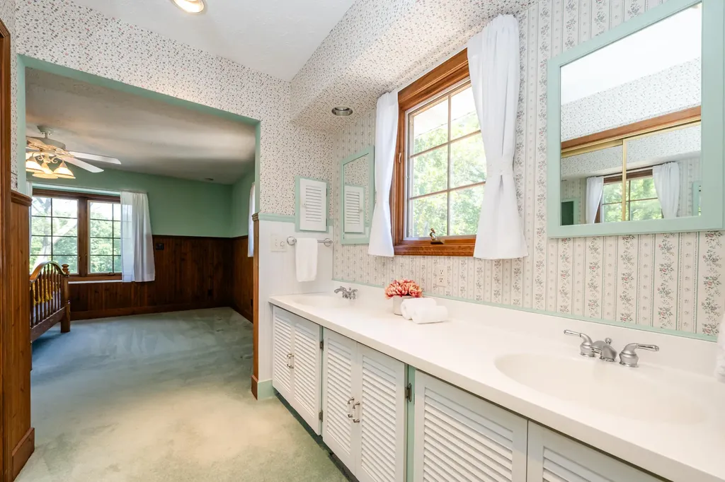 5221 Ridge Road Lincoln Charter Township MI 49127