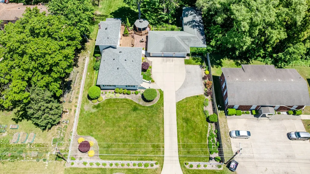 5221 Ridge Road Lincoln Charter Township MI 49127