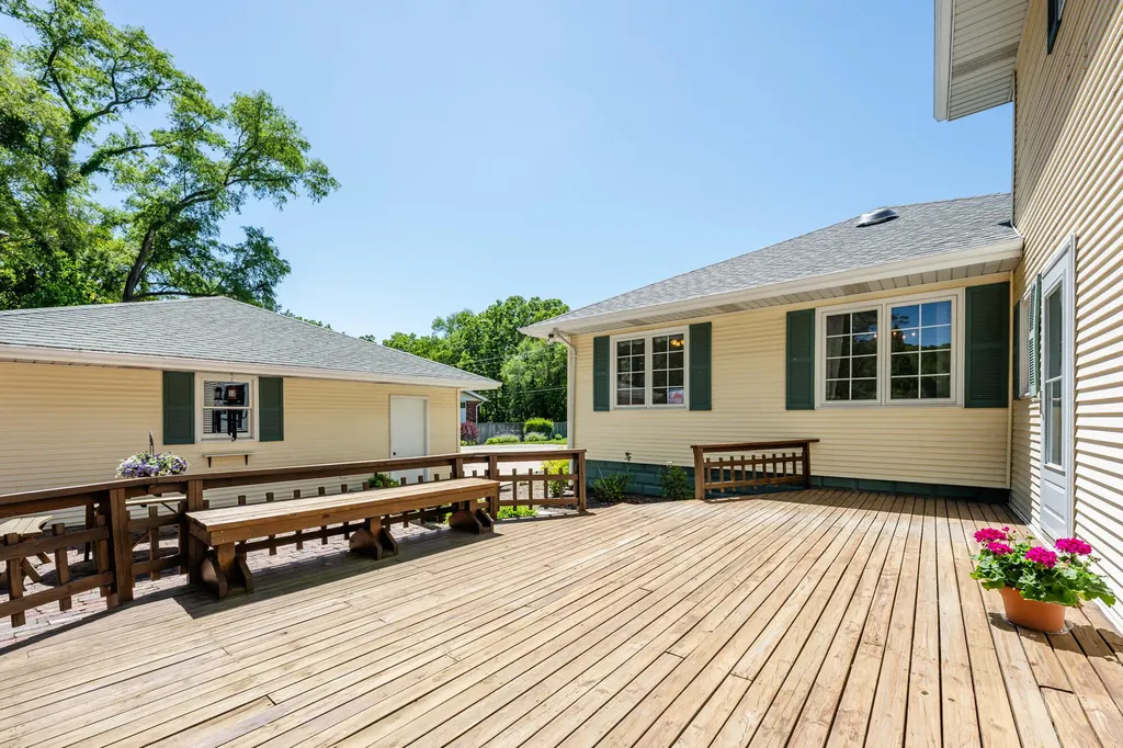 5221 Ridge Road Lincoln Charter Township MI 49127