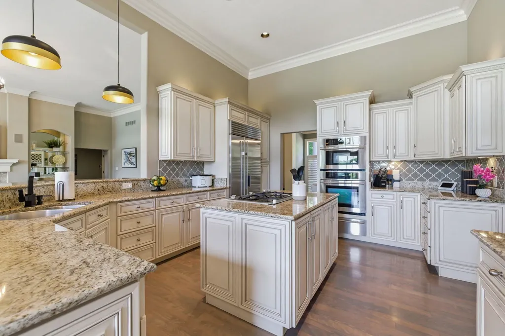 1920 High Meadow S Bertrand Township MI 49120