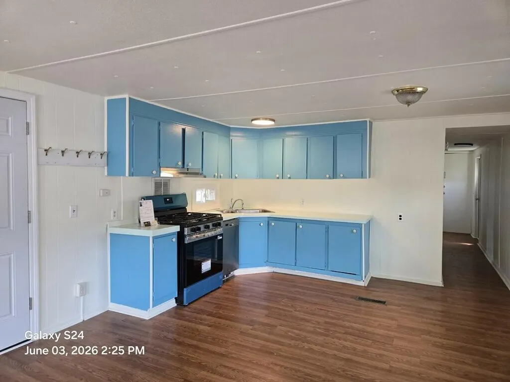 1565 M-63 Benton Charter Township MI 49022