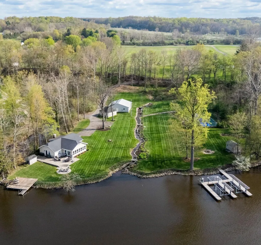4435 Lake Chapin Road Berrien Township MI 49103