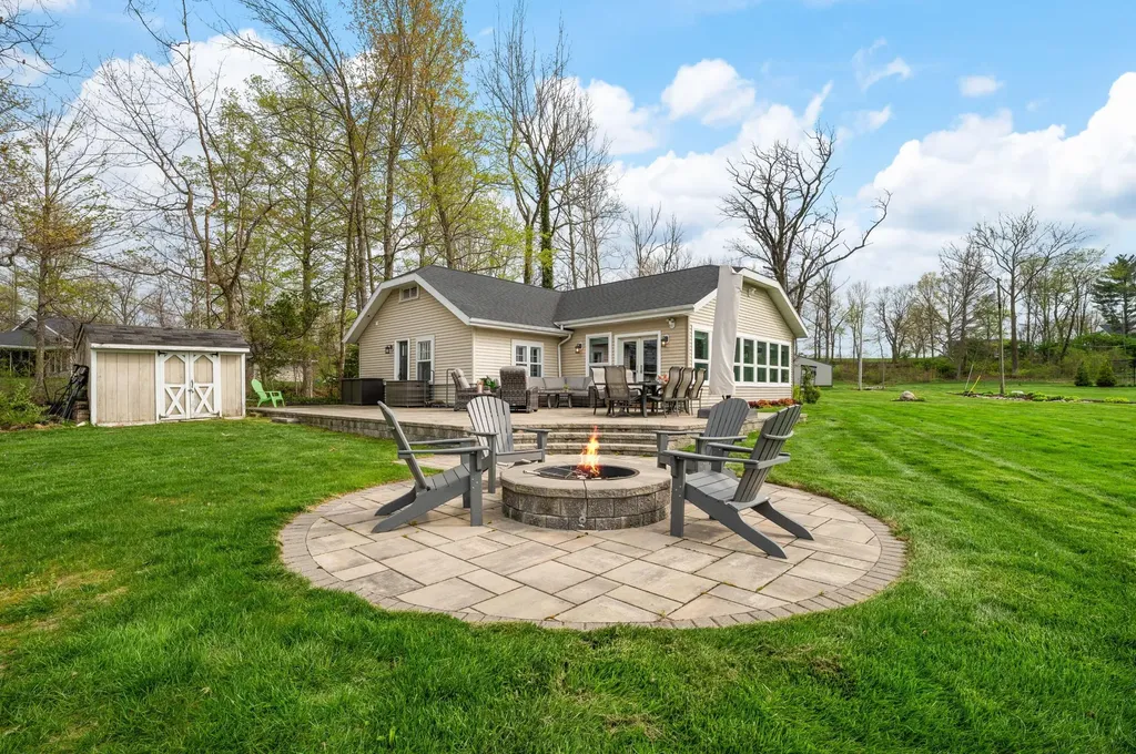 4435 Lake Chapin Road Berrien Township MI 49103