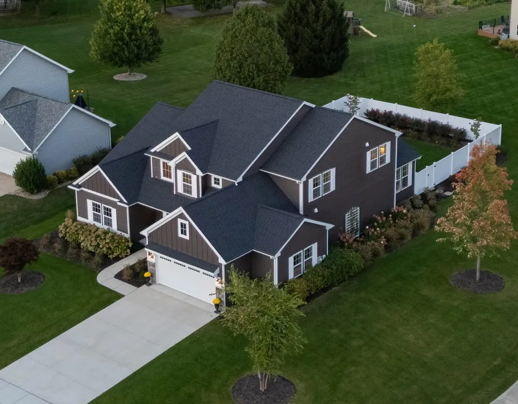 2600 Bell Circle Lincoln Charter Township MI 49127
