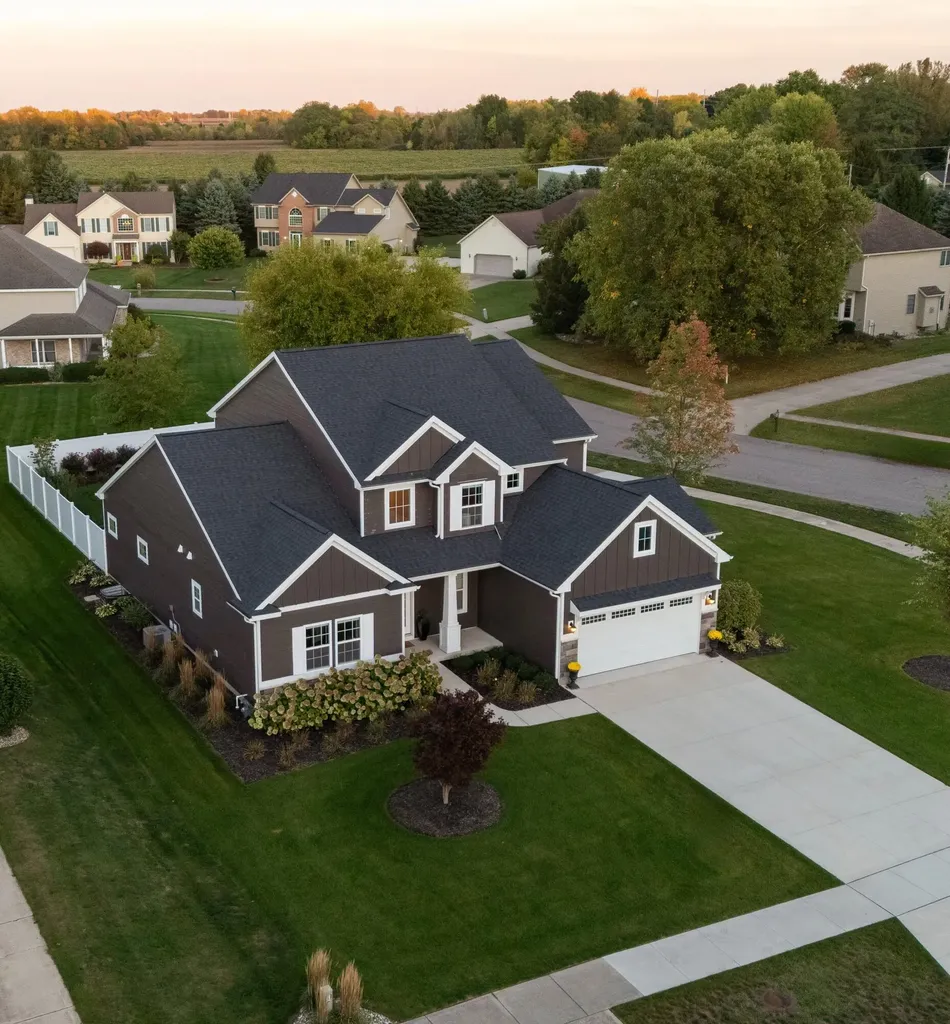 2600 Bell Circle Lincoln Charter Township MI 49127