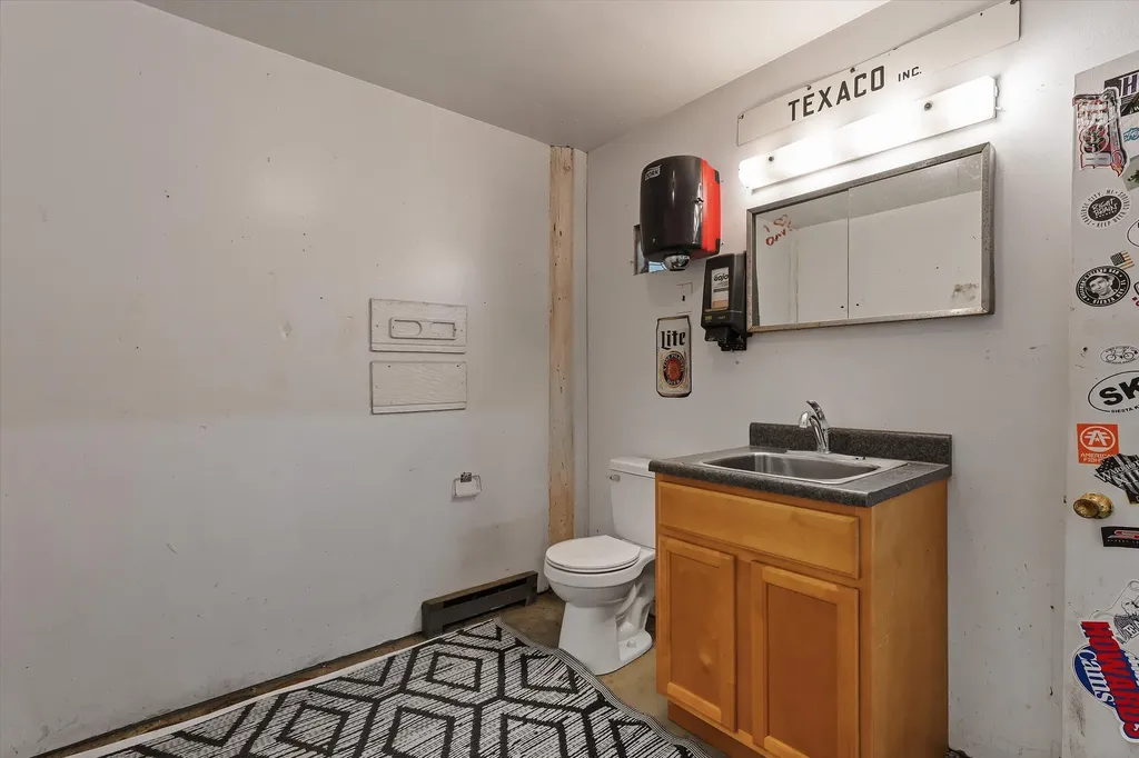 22420 Mckenzie Street Wayne Township MI 49047