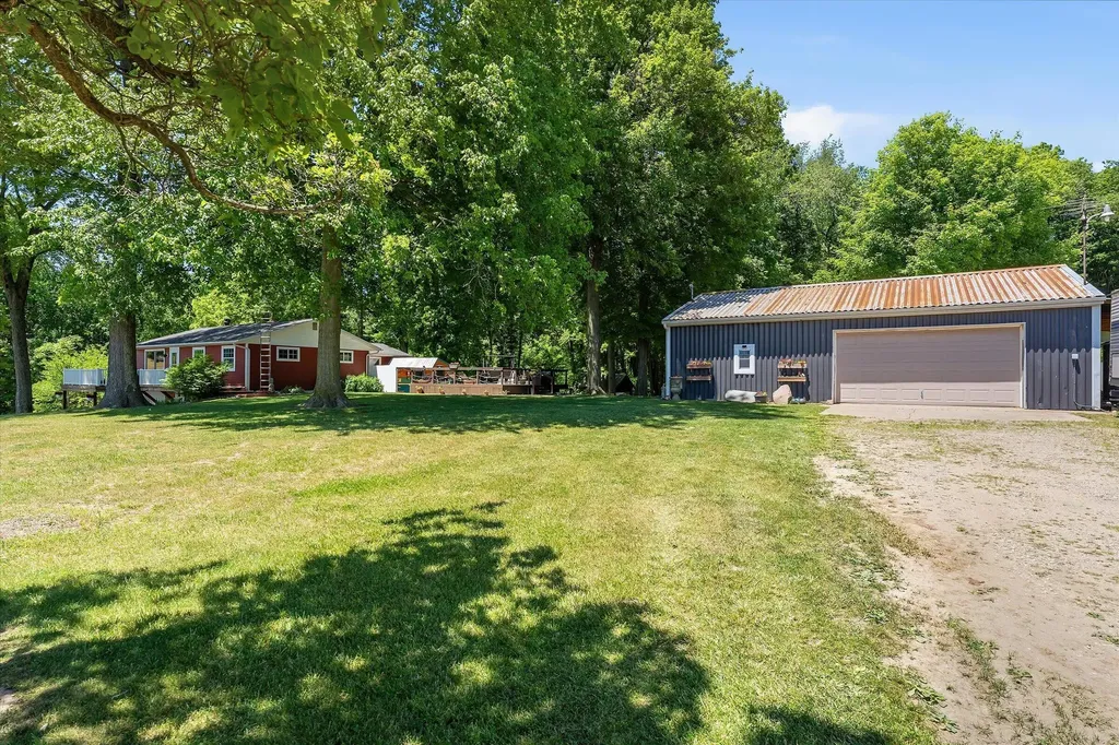 22420 Mckenzie Street Wayne Township MI 49047