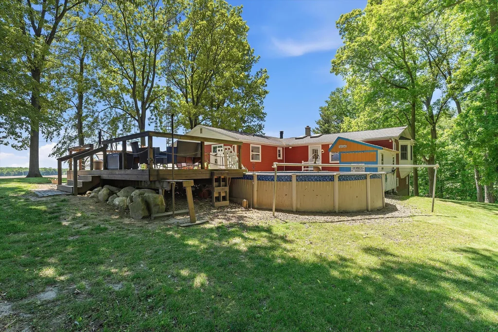 22420 Mckenzie Street Wayne Township MI 49047