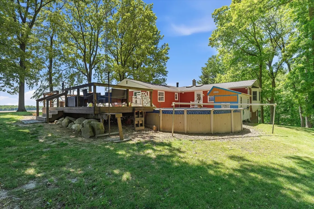 22420 Mckenzie Street Wayne Township MI 49047