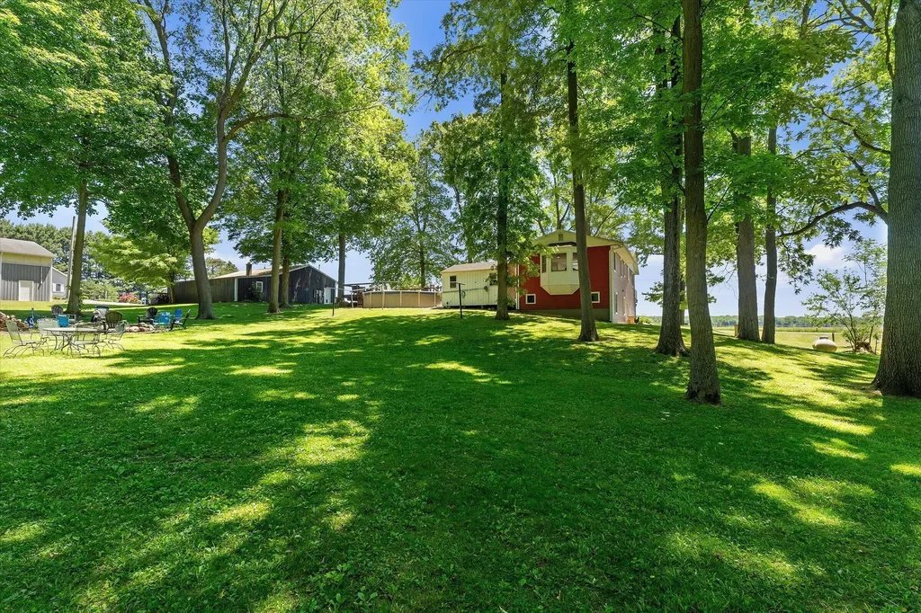 22420 Mckenzie Street Wayne Township MI 49047