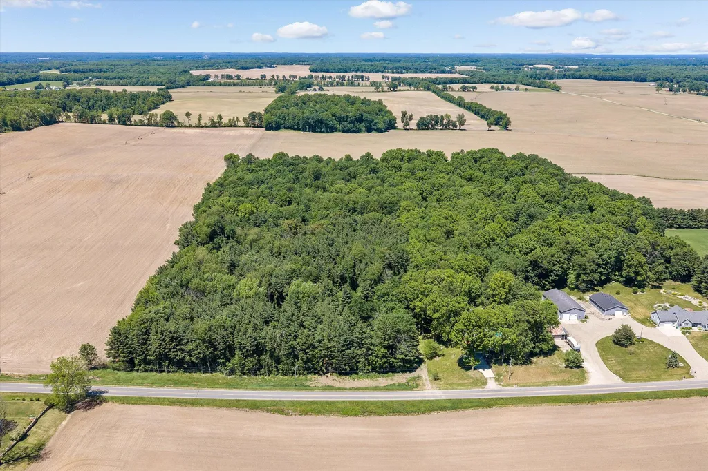 22420 Mckenzie Street Wayne Township MI 49047