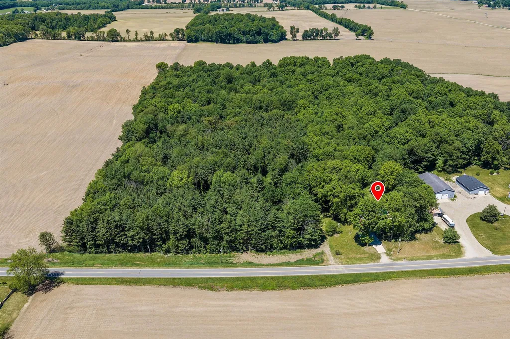 22420 Mckenzie Street Wayne Township MI 49047
