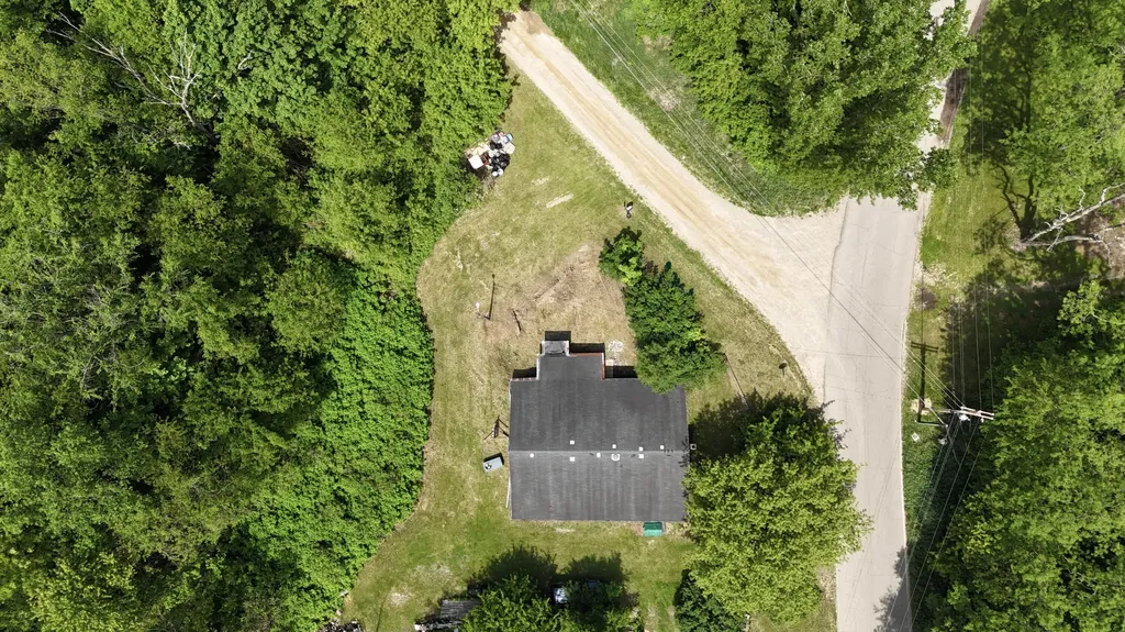 52682 Lindbergh Drive Wayne Township MI 49047