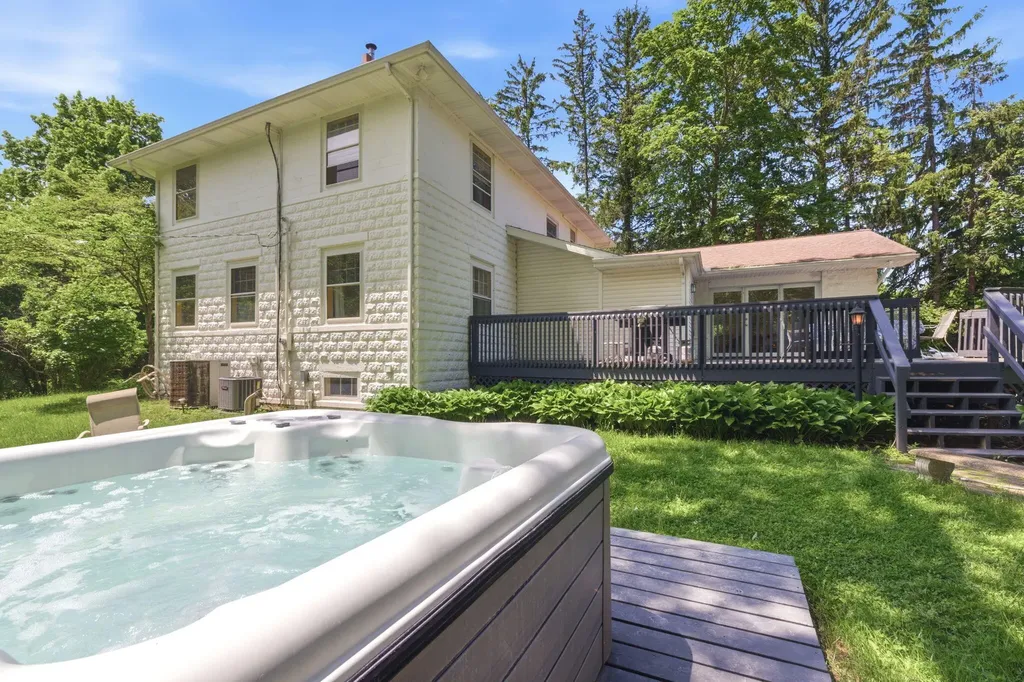 5295 Browntown Road Lake Charter Township MI 49125