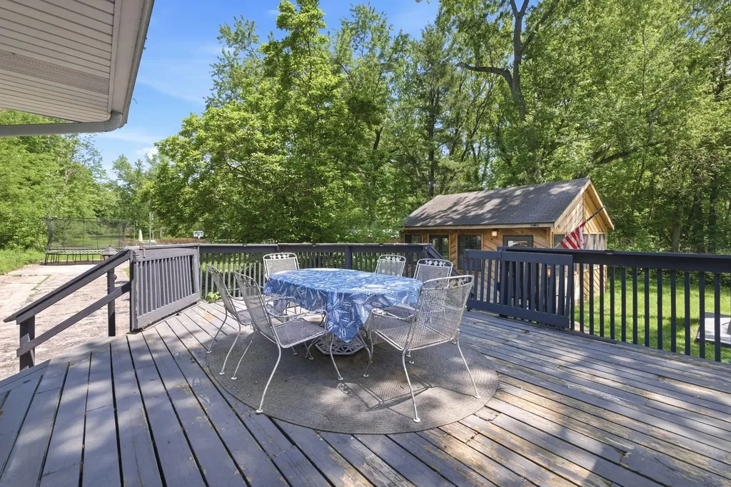 5295 Browntown Road Lake Charter Township MI 49125