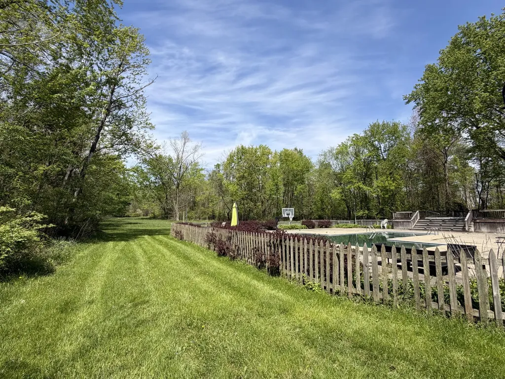 5295 Browntown Road Lake Charter Township MI 49125