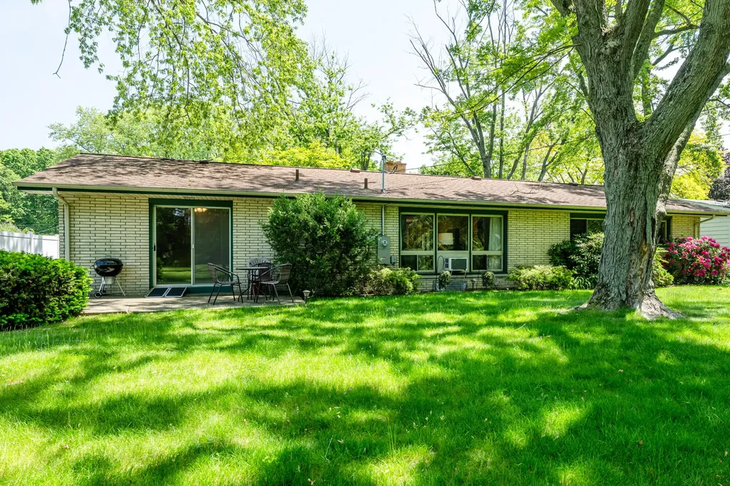 2848 Marilyn Drive St. Joseph Charter Township MI 49085