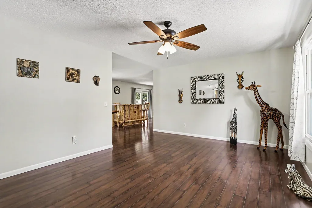 614 Hillcrest Road Paw Paw Village MI 49079