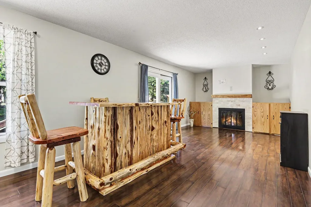 614 Hillcrest Road Paw Paw Village MI 49079