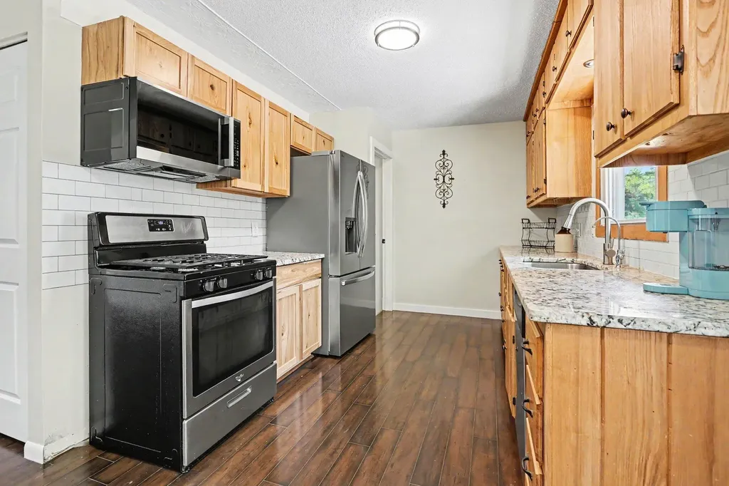 614 Hillcrest Road Paw Paw Village MI 49079