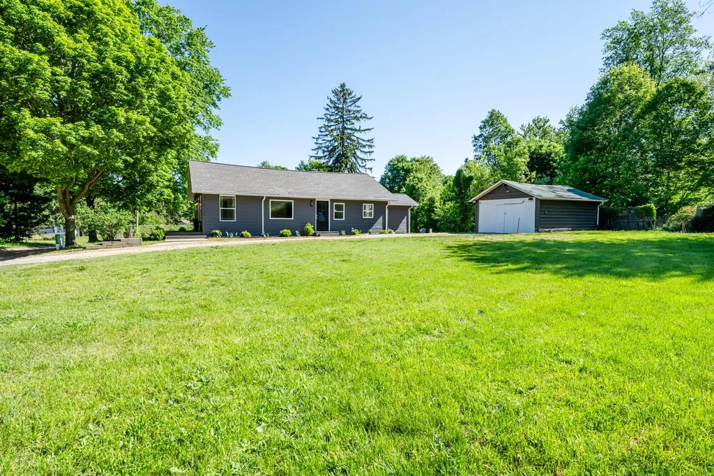 6027 Superior Street Hagar Township MI 49038