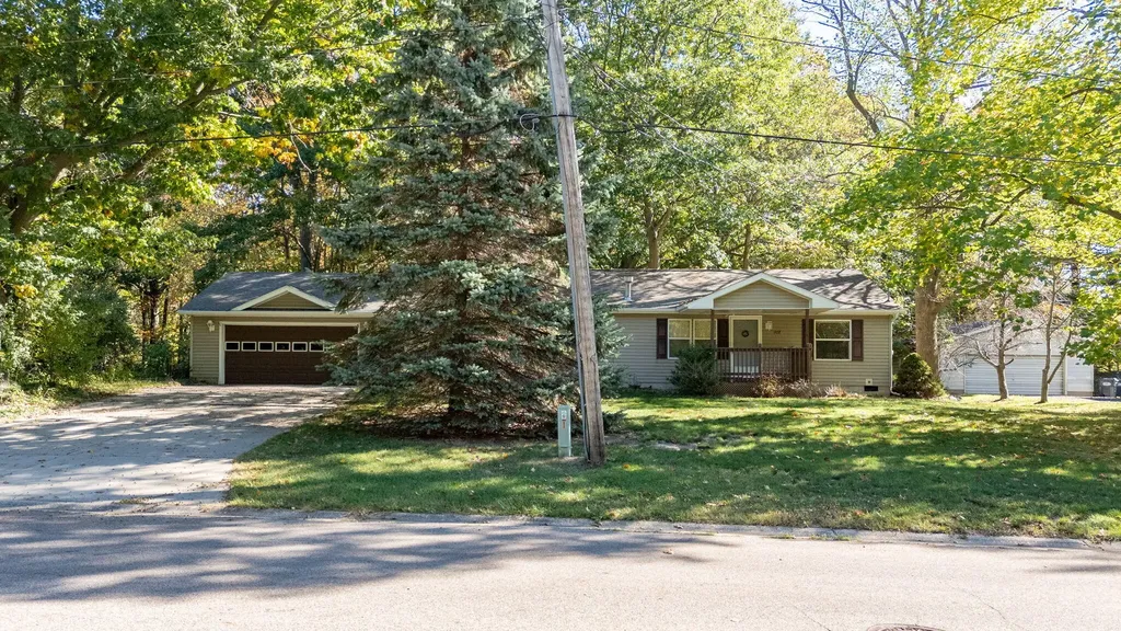 608 Kentucky Avenue South Haven City MI 49090