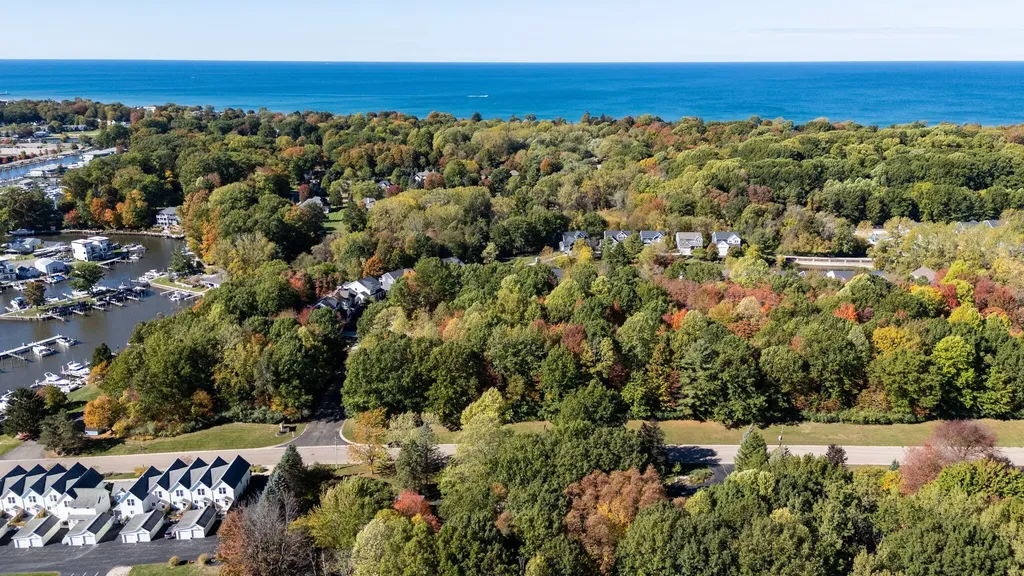 608 Kentucky Avenue South Haven City MI 49090
