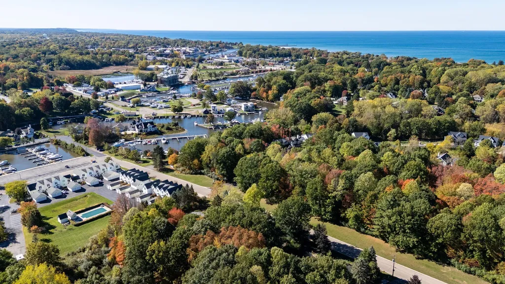 608 Kentucky Avenue South Haven City MI 49090