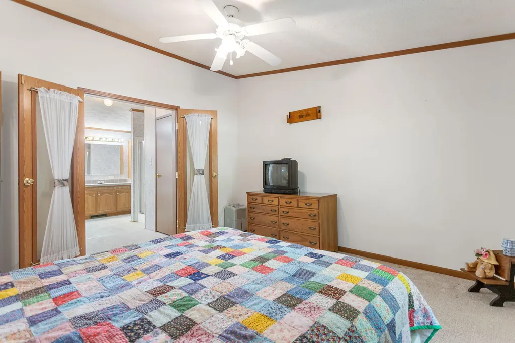 608 Kentucky Avenue South Haven City MI 49090