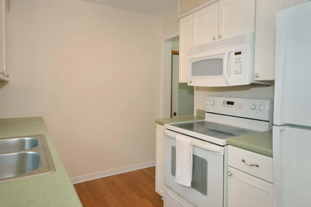 3613 Ottawa Avenue Kalamazoo Charter Township MI 49006