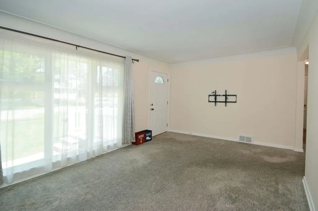 3613 Ottawa Avenue Kalamazoo Charter Township MI 49006