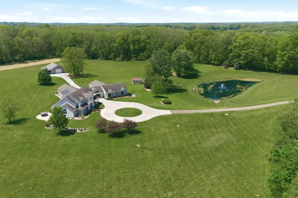 2122 Grange Road Oronoko Charter Township MI 49107