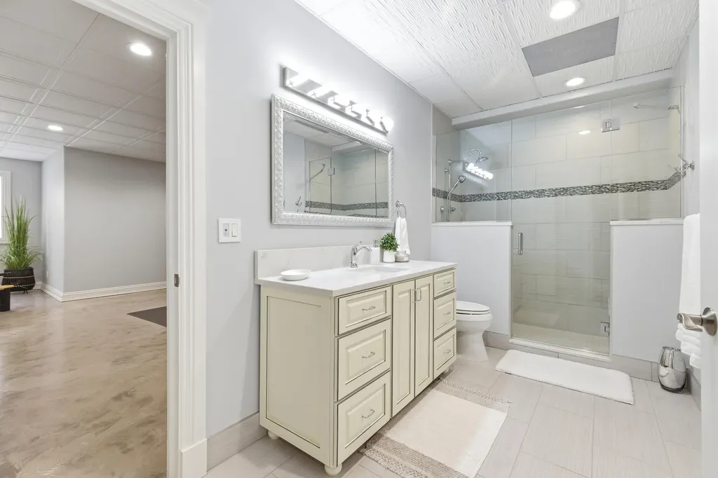 2122 Grange Road Oronoko Charter Township MI 49107