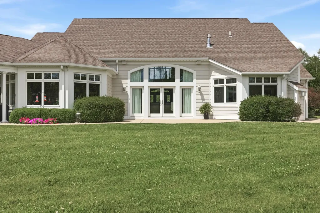 2122 Grange Road Oronoko Charter Township MI 49107
