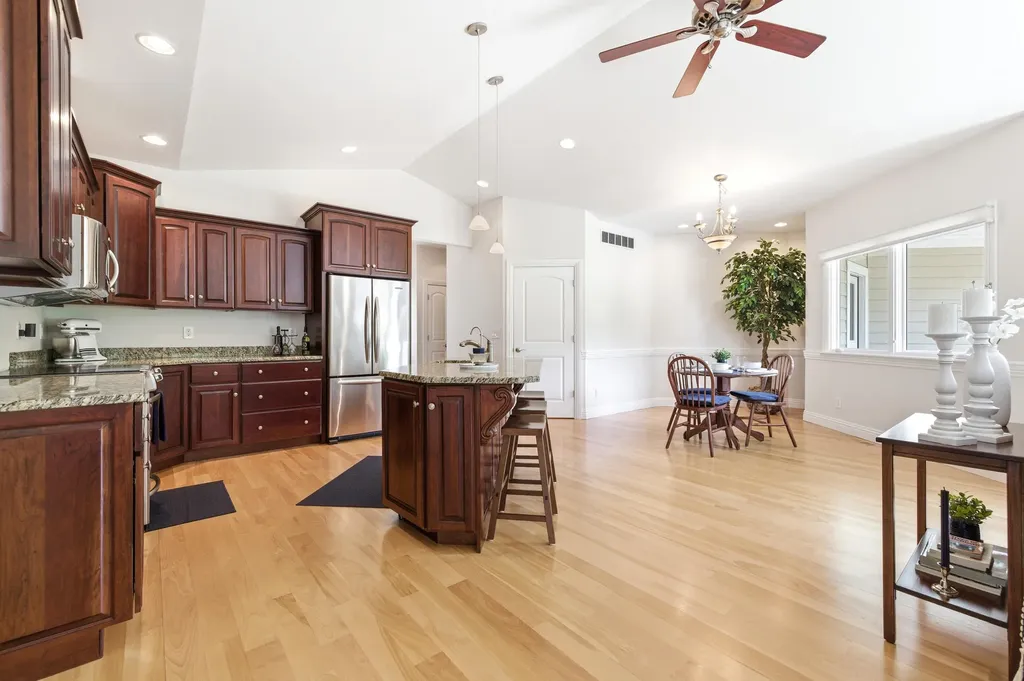 2122 Grange Road Oronoko Charter Township MI 49107