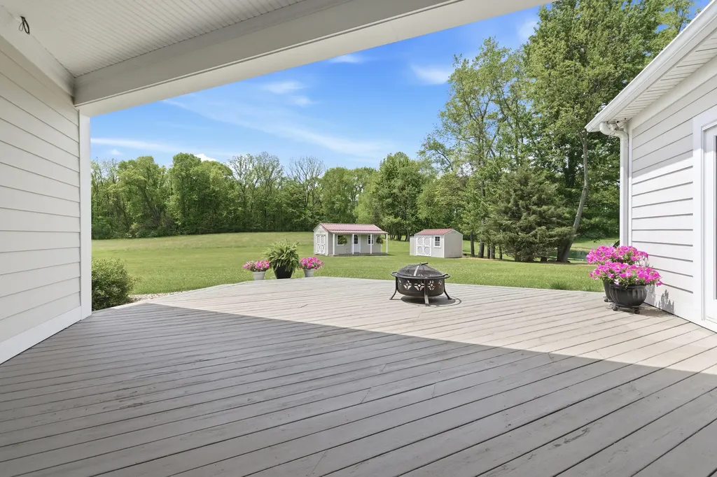 2122 Grange Road Oronoko Charter Township MI 49107