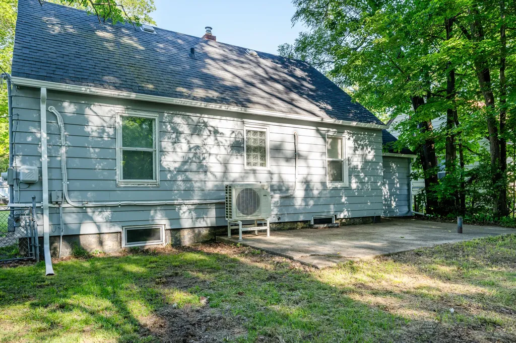 1309 Agard Avenue Benton Charter Township MI 49022