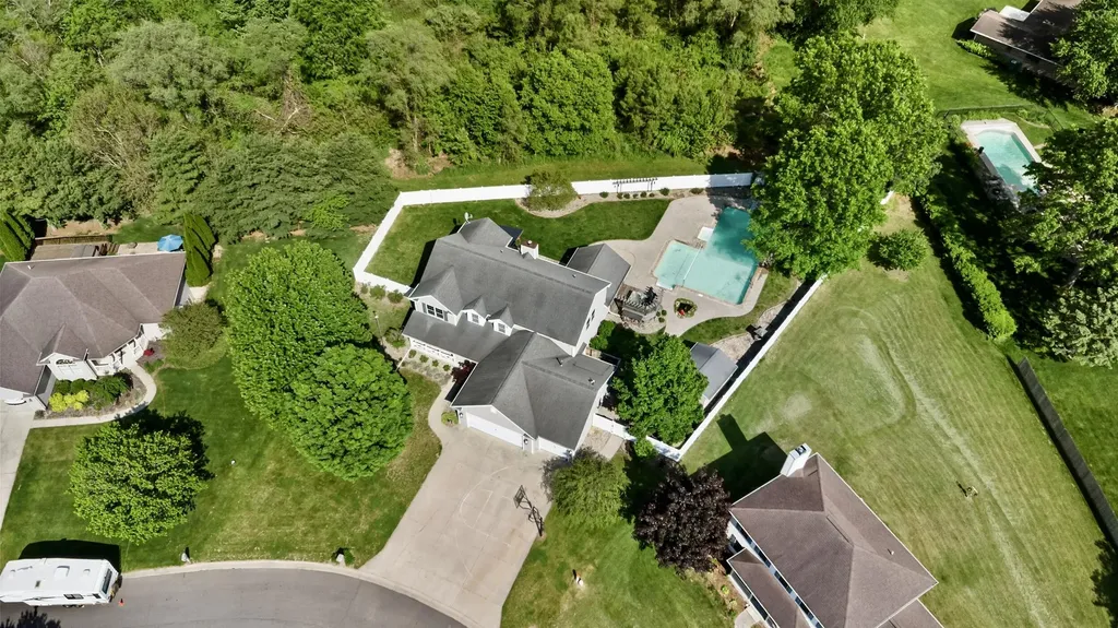 4292 S Royal Curve Royalton Township MI 49085