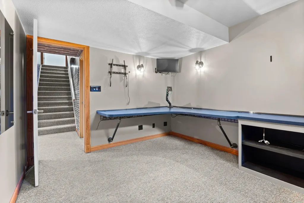 4292 S Royal Curve Royalton Township MI 49085