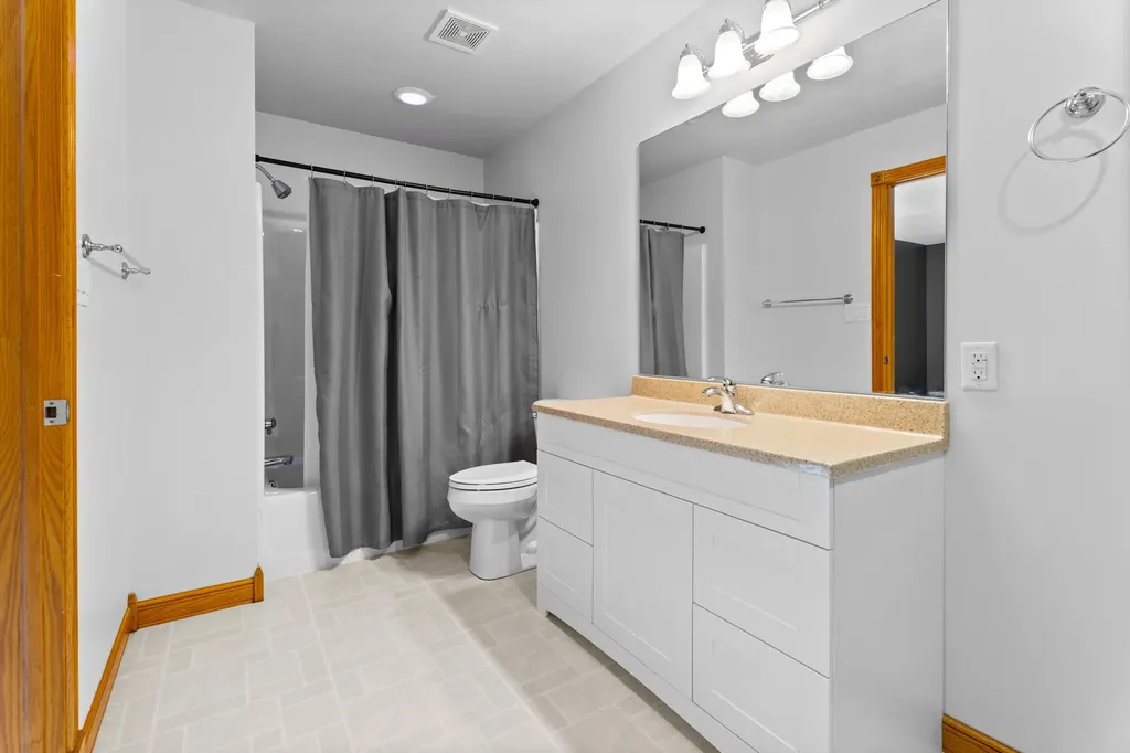 4292 S Royal Curve Royalton Township MI 49085