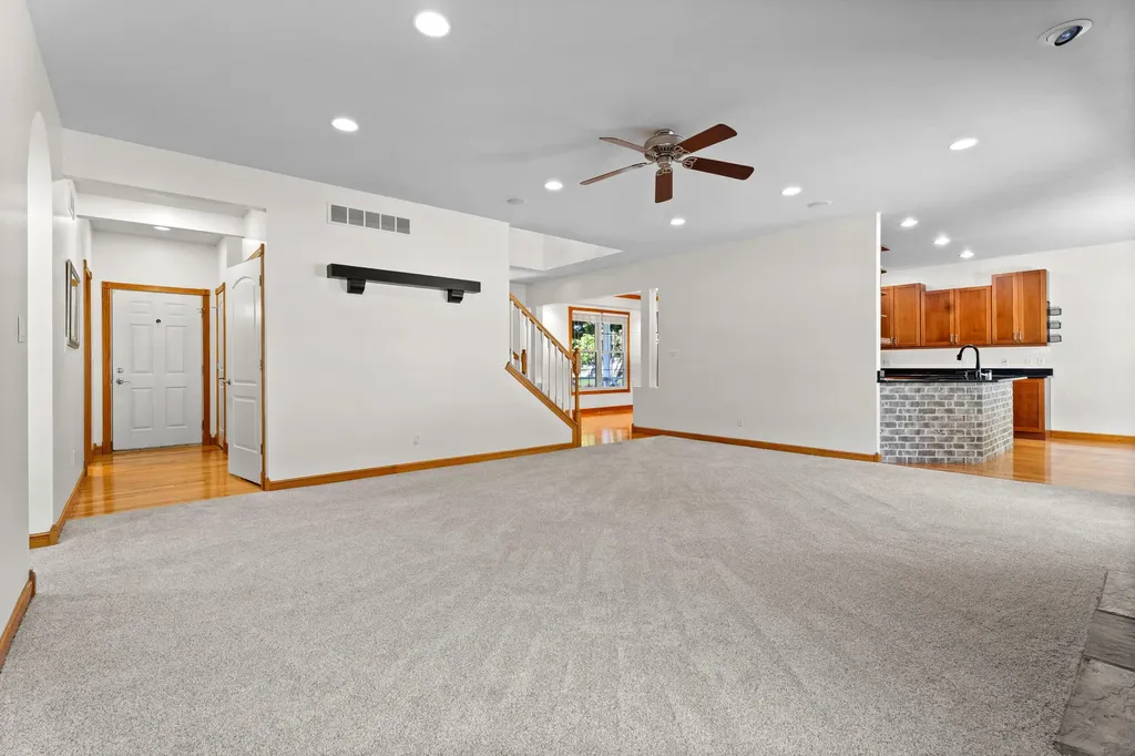 4292 S Royal Curve Royalton Township MI 49085