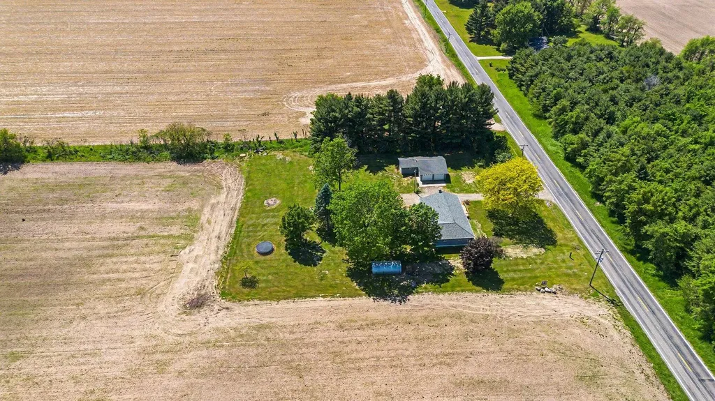 22111 Dutch Settlement Street Lagrange Township MI 49031